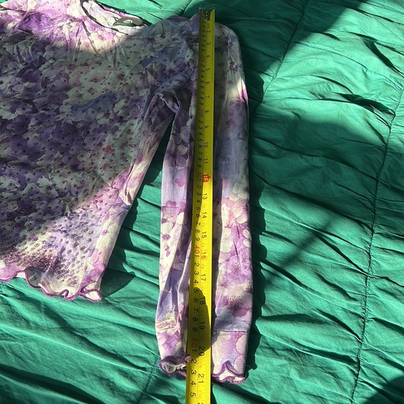 VINTAGE Anxiety Purple Floral Top Size Petite XS - Picture 6 of 6